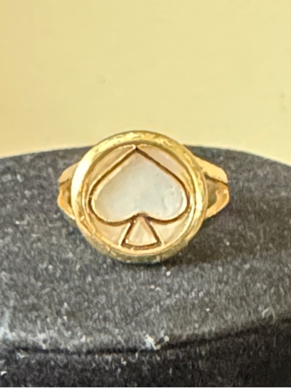kate spade Gold-Tone Spade Signet Ring with White Center size 8